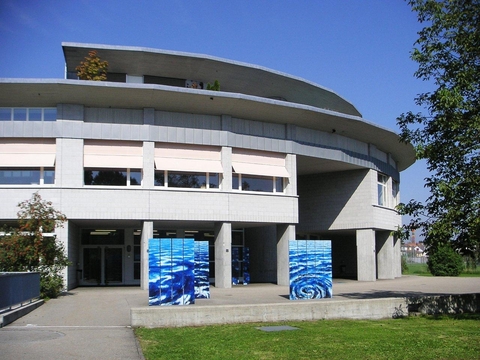 Schulhaus Brhl
